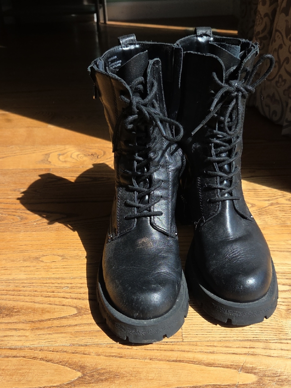 Steve Madden Black Lace-Up Combat Boots with Lug Sole